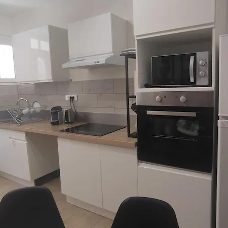 Holiday home Climatise Au Coeur Quartier De Jonquiere *