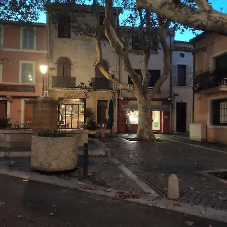 Holiday home Climatise Au Coeur Quartier De Jonquiere *