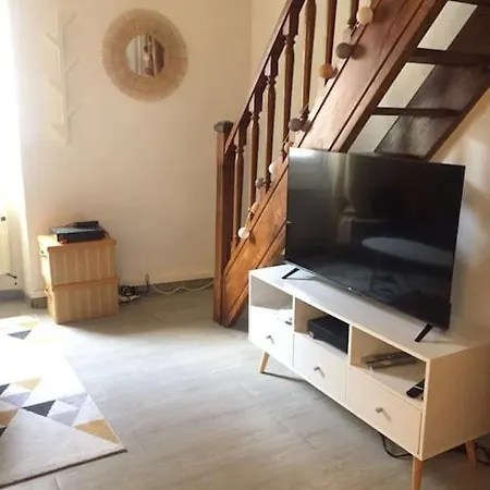 Holiday home Climatise Au Coeur Quartier De Jonquiere Martigues